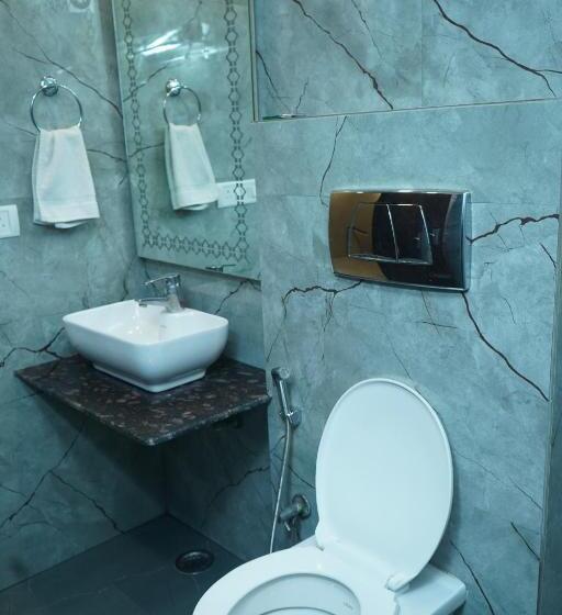 اتاق استاندارد, O Delhi, Near Metro Station Karol Bagh