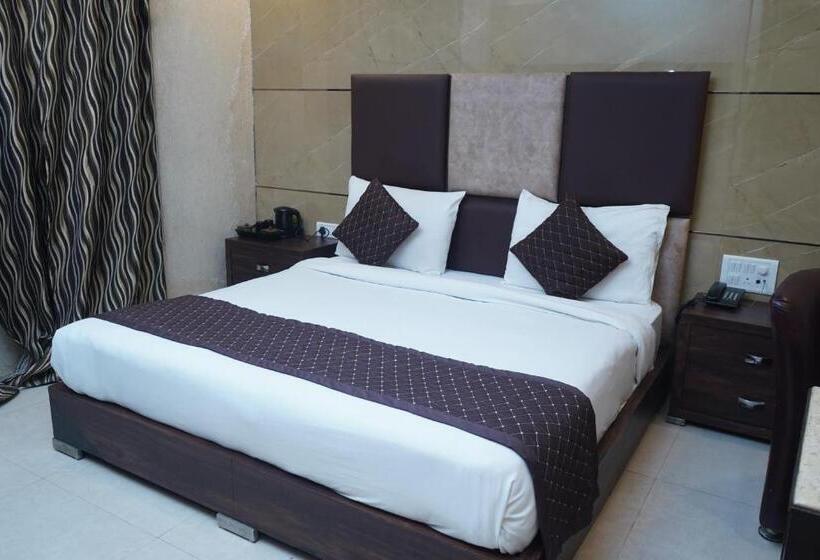 اتاق استاندارد, O Delhi, Near Metro Station Karol Bagh