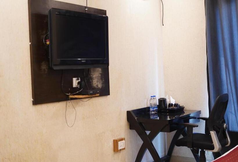 اتاق استاندارد, O Delhi, Near Metro Station Karol Bagh