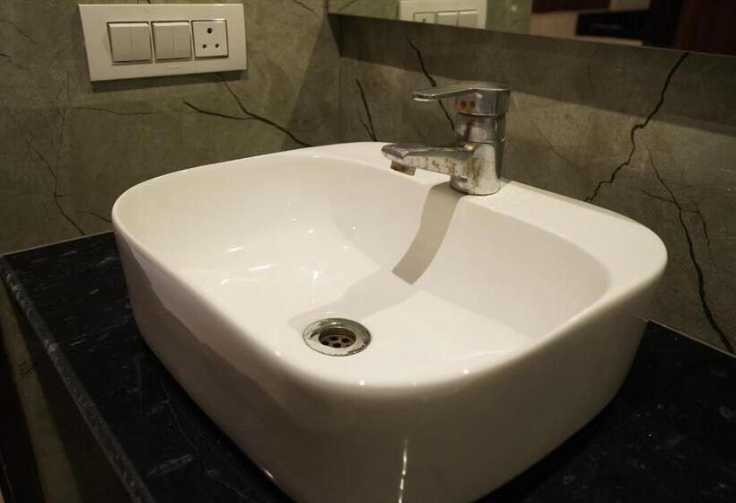 اتاق استاندارد, O Delhi, Near Metro Station Karol Bagh