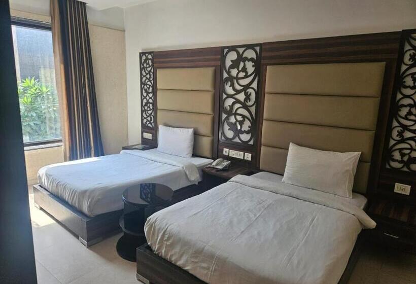 اتاق راحتی سه تخته, O Delhi, Near Metro Station Karol Bagh