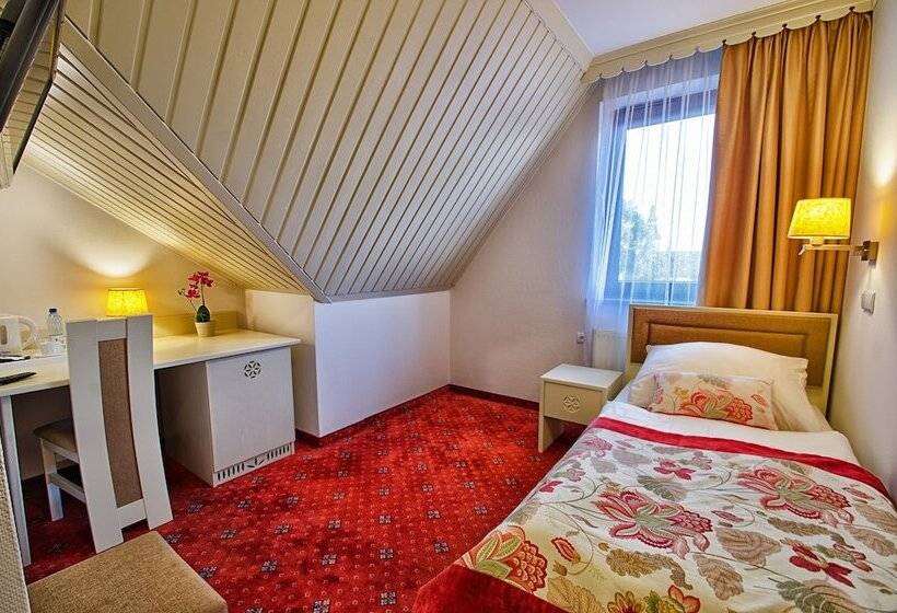 اتاق استاندارد یک نفره, Toporów