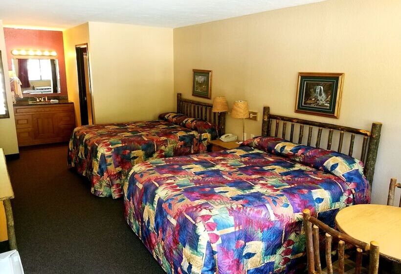 اتاق استاندارد با 2 تخت دوبل, Rushmore Express & Suites