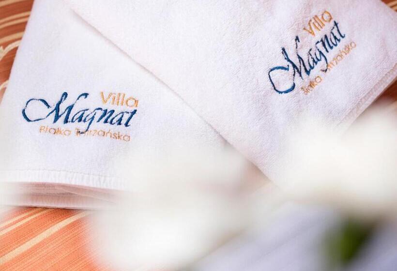 اتاق استاندارد چهار تخته, Villa Magnat Spa, Jacuzzi, Sauna, Tężnia Solankowa