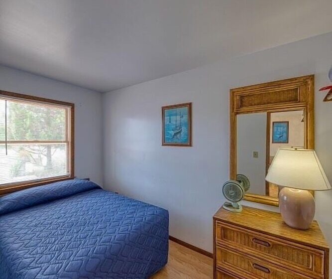 اتاق استاندارد با تخت دوبل, Sea Spray Motel