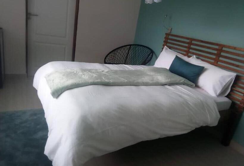 اتاق خانوادگی, Chaya Accommodation B&b And Self Catering