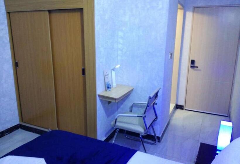 اتاق استاندارد یک نفره, Divine Grace Residence Inn