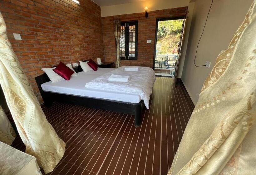 اتاق استاندارد با بالکن, Little Pilgrim Family Lodge