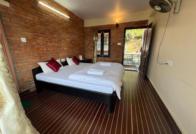 اتاق استاندارد با بالکن, Little Pilgrim Family Lodge