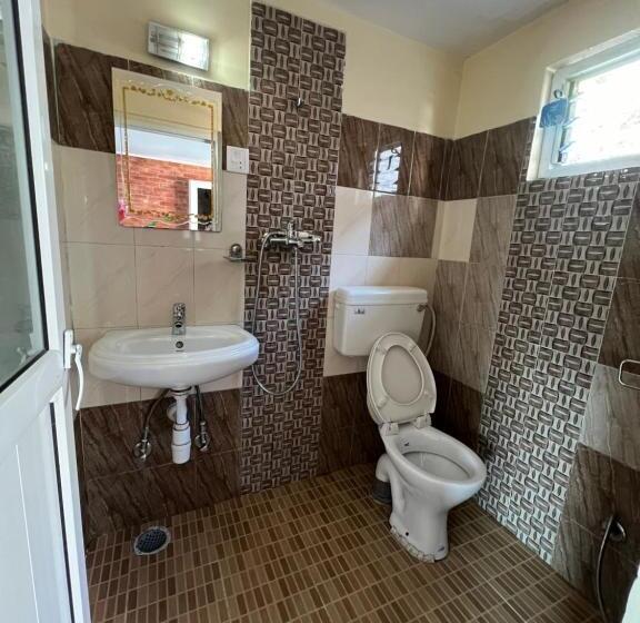 اتاق استاندارد با بالکن, Little Pilgrim Family Lodge