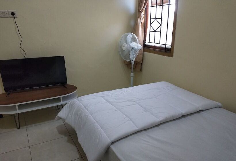 اتاق استاندارد, Oyo Life 93257 Kos Anugerah