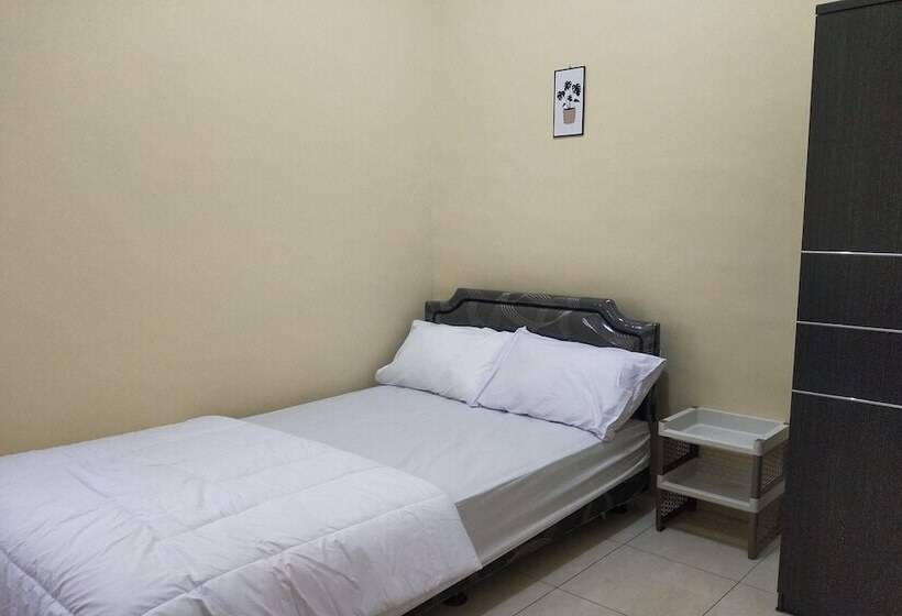 اتاق استاندارد, Oyo Life 93257 Kos Anugerah