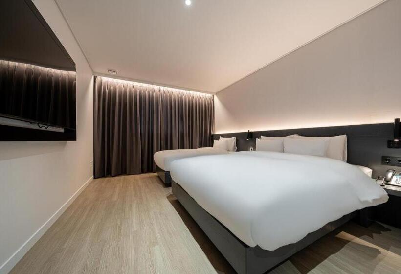 سوییت, Hound Hotel Mokpo Peace Plaza