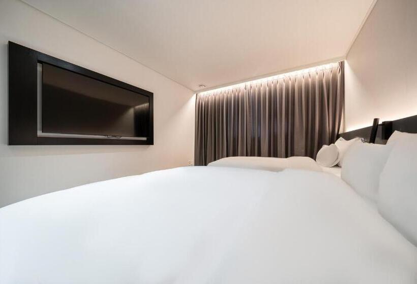 سوییت, Hound Hotel Mokpo Peace Plaza