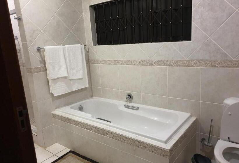 标准间, Grace Avenue Townhouse