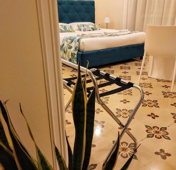 اتاق استاندارد سه نفره, Suleima B&b Messina Centro