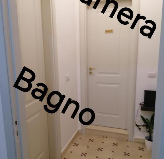 اتاق استاندارد یک نفره, Suleima B&b Messina Centro