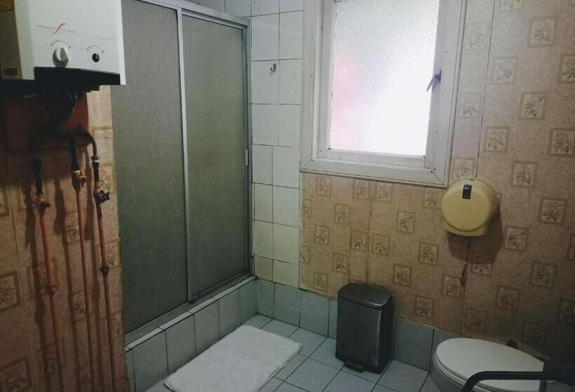 اتاق استاندارد سه تخته با سرویس بهداشتی مشترک, Residencial Ortega