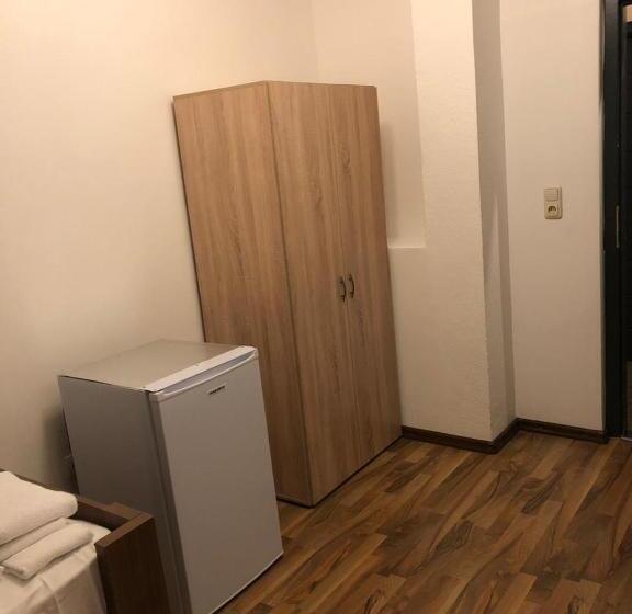 اتاق استاندارد یک تخته با سرویس بهداشتی مشترک, Hostel Casa Andalucia