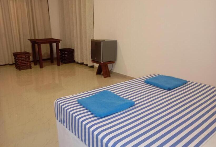 اتاق استاندارد, Eagle Safari Cottage
