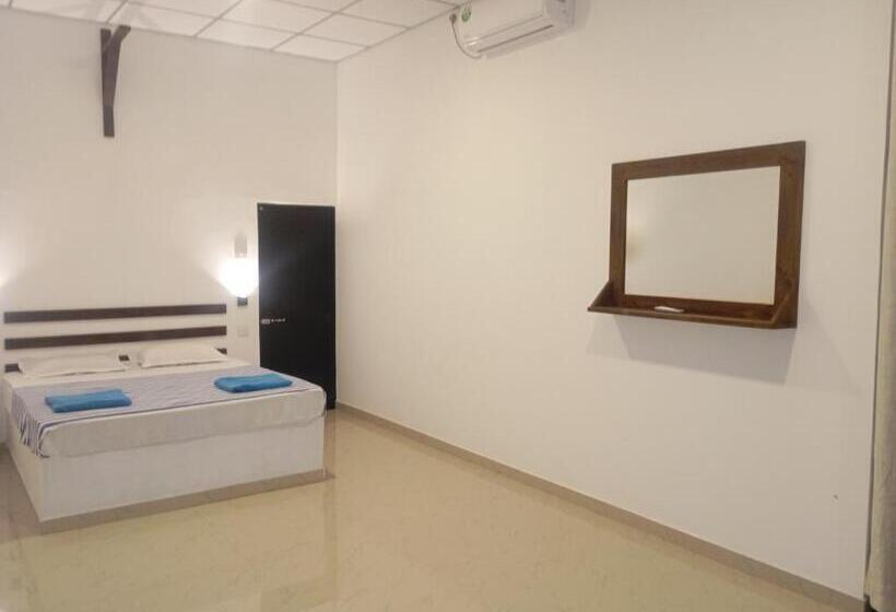 اتاق استاندارد, Eagle Safari Cottage