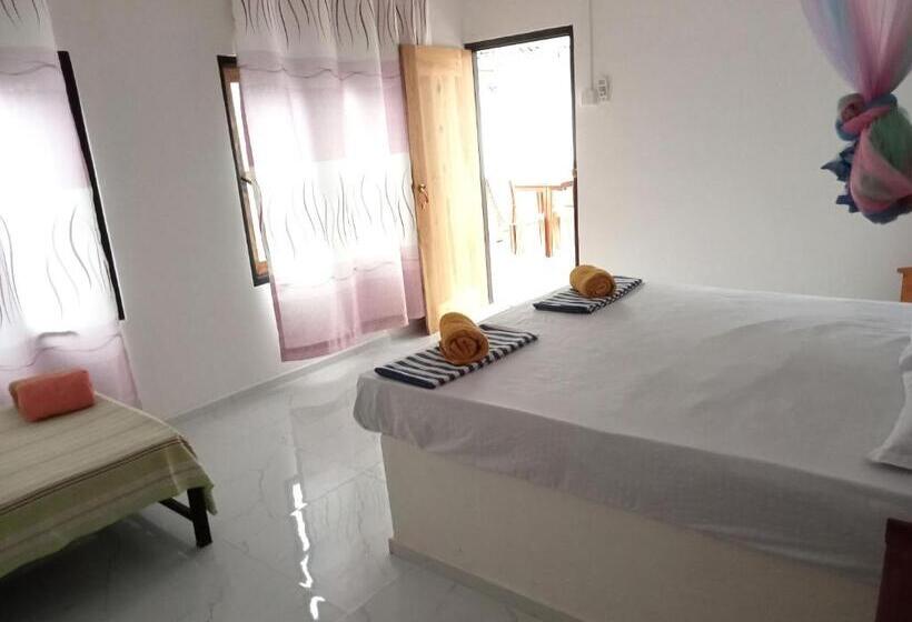 اتاق خانوادگی, Eagle Safari Cottage