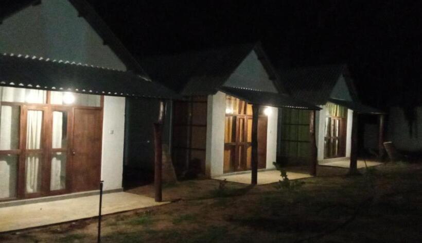 اتاق استاندارد, Eagle Safari Cottage