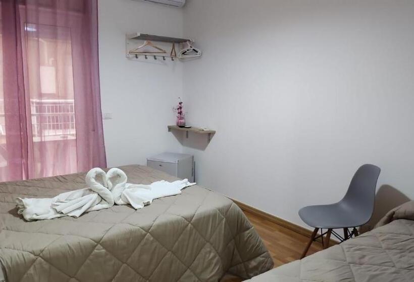 اتاق استاندارد سه تخته با بالکن, Milazzo La Porta Delle Eolie 2.0
