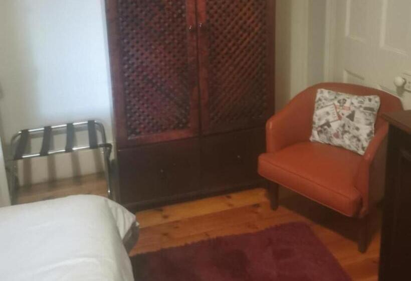 اتاق استاندارد, Tom S Place Guest House