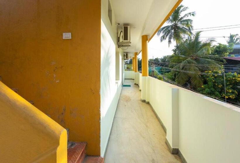 اتاق استاندارد سه تخته با چشم‌انداز استخر, Vcp Beach Resort