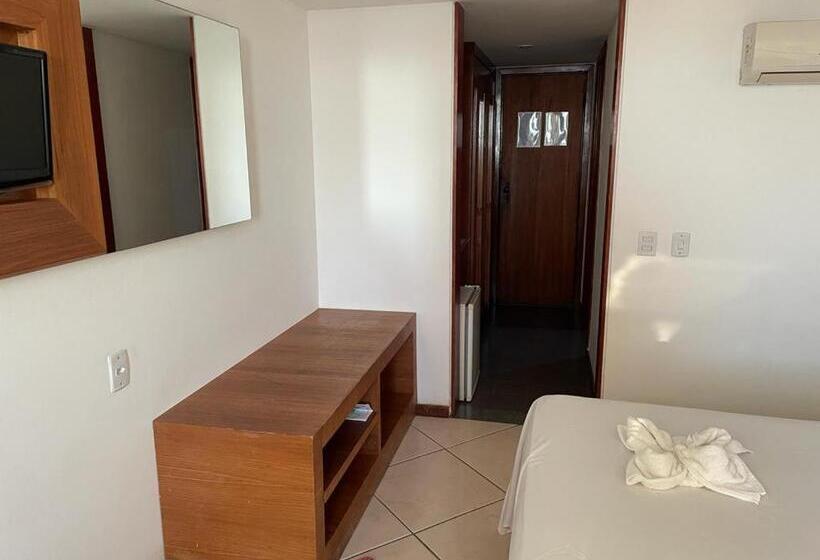 استودیوی استاندارد با چشم‌انداز دریا, Sol Victoria Marina