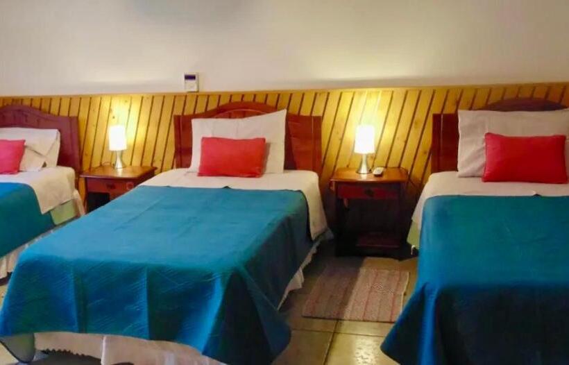 اتاق استاندارد سه نفره, Manureva Nui Hotel Boutique