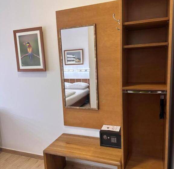 اتاق استاندارد با چشم‌انداز دریاچه, Aqua Prenociste Palic