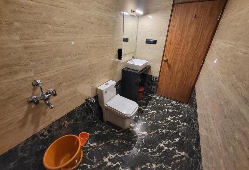 اتاق لوکس, Rashiva Resort