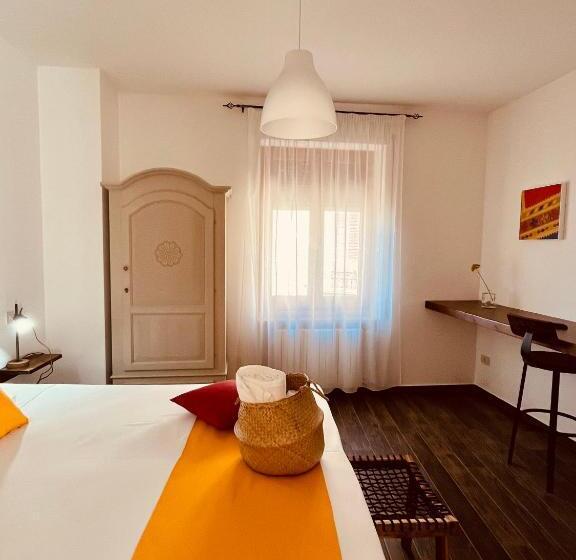 اتاق سوپریور, Carrales Guest House