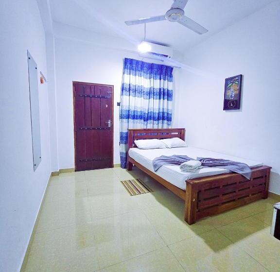اتاق استاندارد, Chill Airport Transit Stay