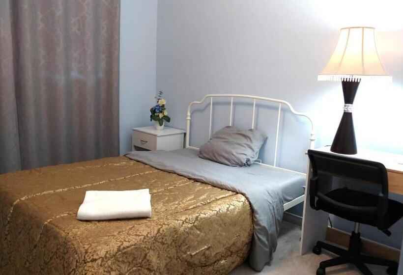 اتاق استاندارد, Rooms Near Train Station