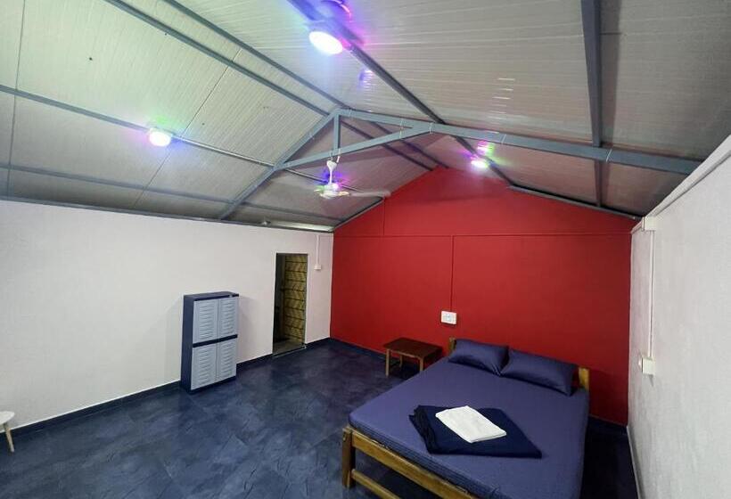 اتاق لوکس, Goko Hostel