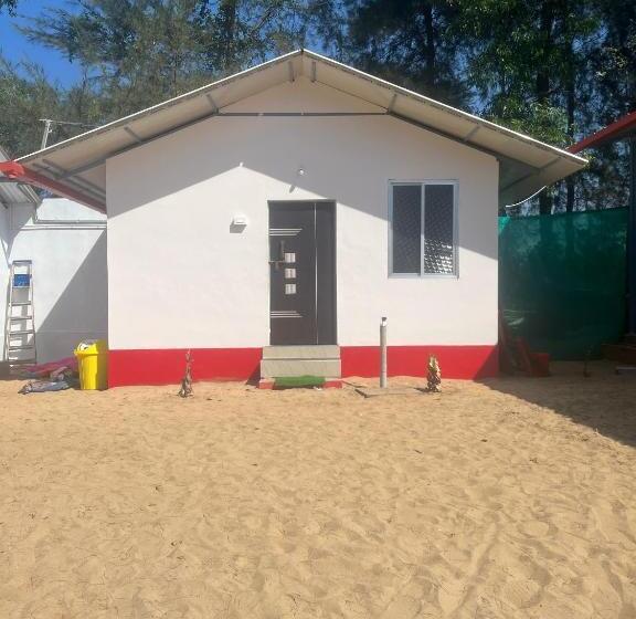اتاق لوکس, Goko Hostel