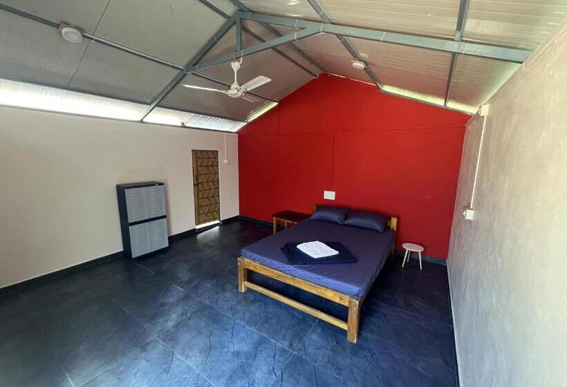 اتاق لوکس, Goko Hostel