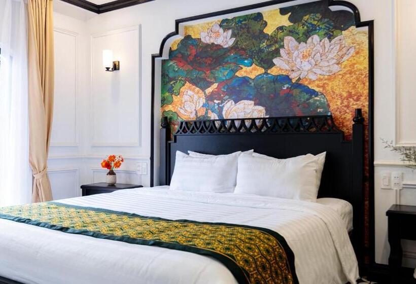 سوییت جونیور, Babeeni Family Hotel Sapa