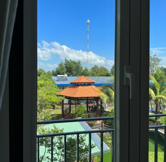 اتاق استاندارد سه نفره, Bưng Riềng Garden