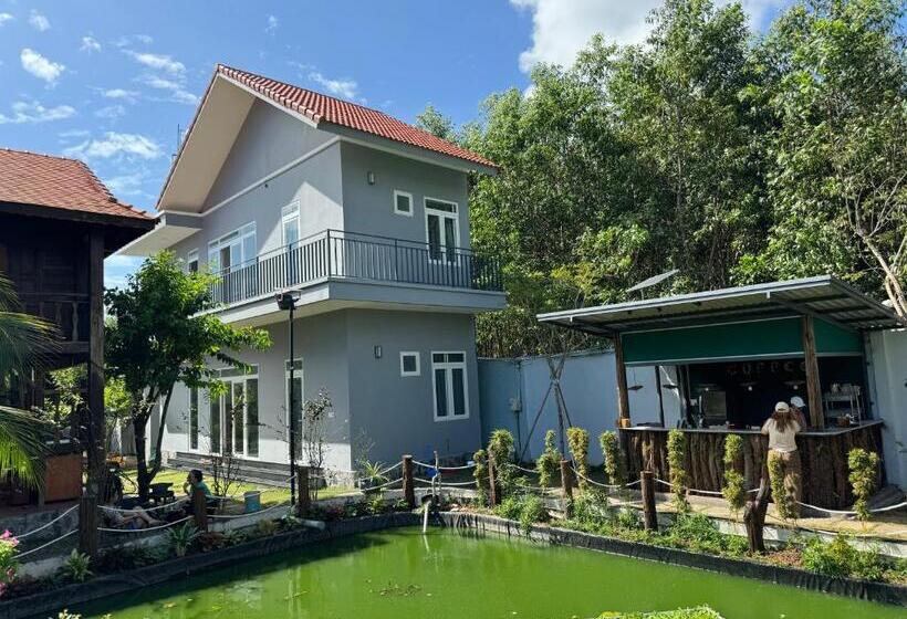 اتاق استاندارد سه نفره, Bưng Riềng Garden