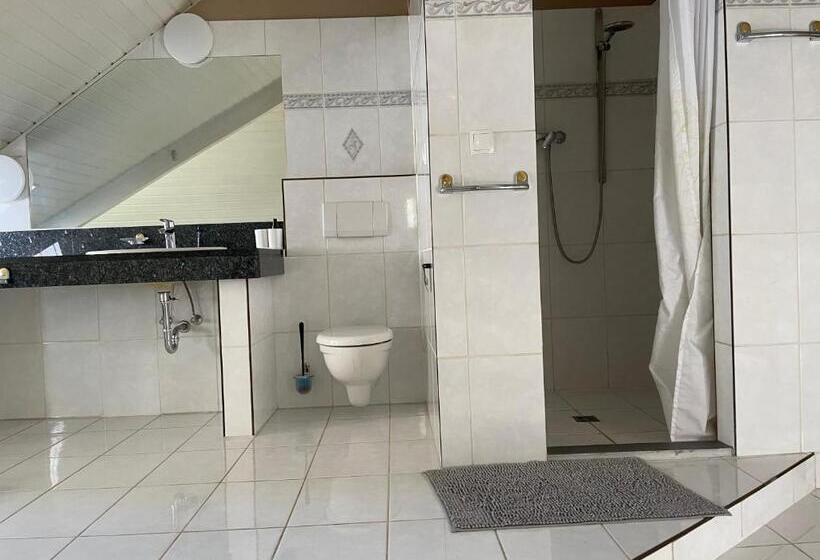 آپارتمان 3 خوابه, Cochemer Arkaden