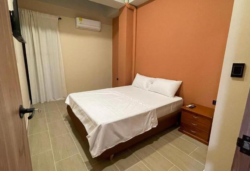 اتاق استاندارد, Awa House