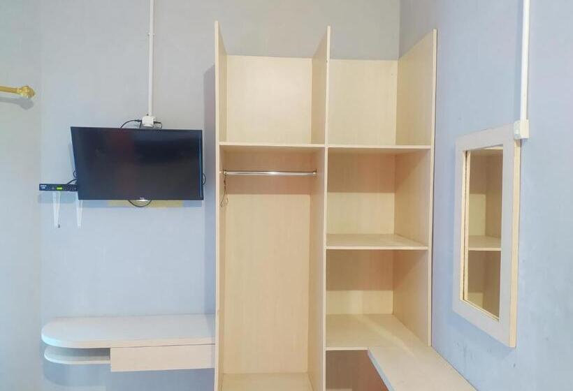 اتاق استاندارد, Reddoorz At Deamartaloka Colomadu Solo