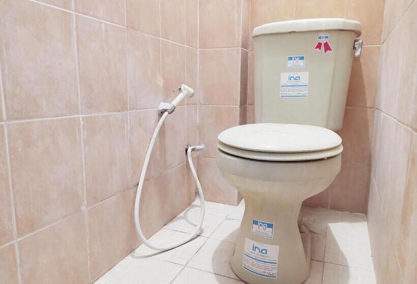 اتاق استاندارد, Reddoorz At Deamartaloka Colomadu Solo