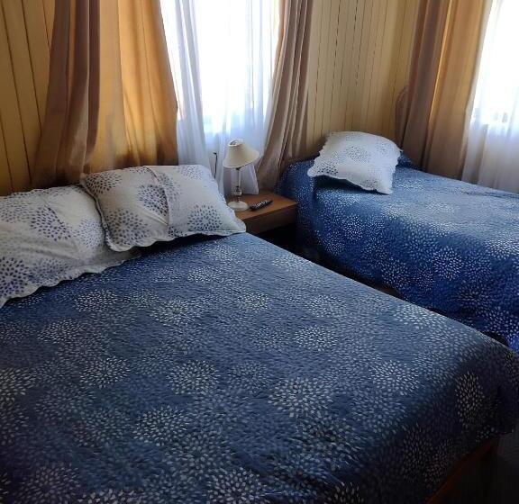 اتاق استاندارد سه تخته با سرویس بهداشتی مشترک, Hostal Chilote