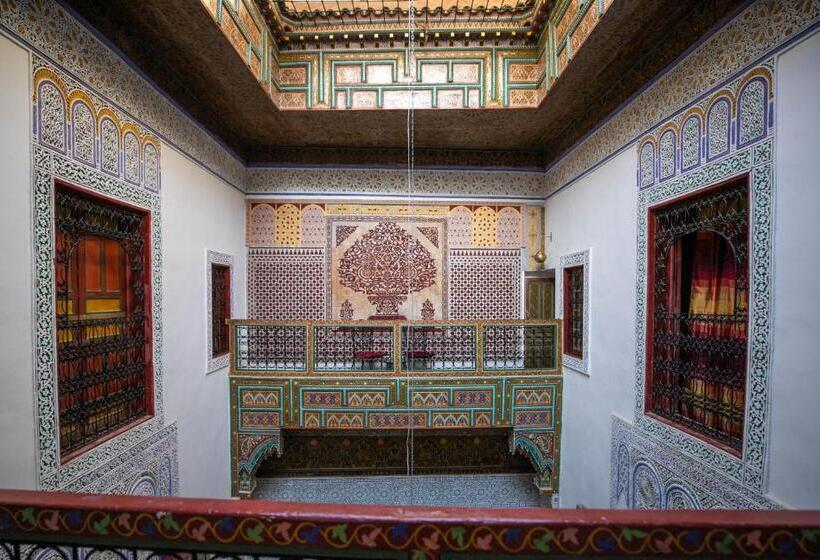 اتاق خانوادگی, Riad Fez Qamar