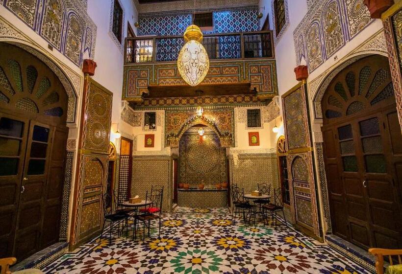 اتاق سوپریور چهار تخته, Riad Fez Qamar